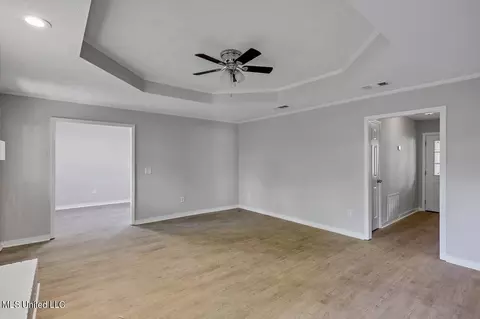Living - 106 Sara Dr, Brandon, MS 39042 photo 5 of 7