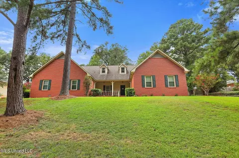 117 Countrywood Cir, Clinton, MS 39056