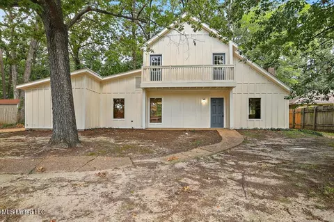 233 Bay Park Dr, Brandon, MS 39047