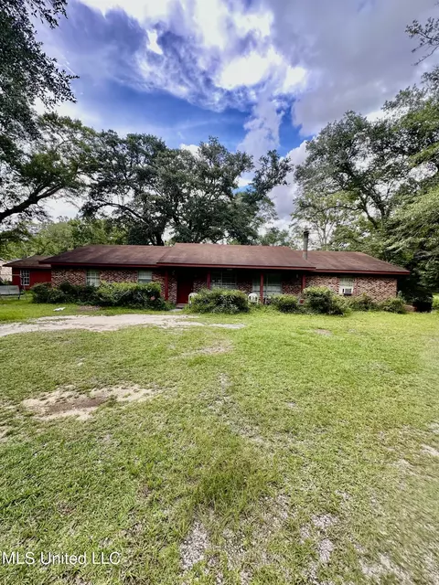 3517 Sheffield Rd, Moss Point, MS 39562