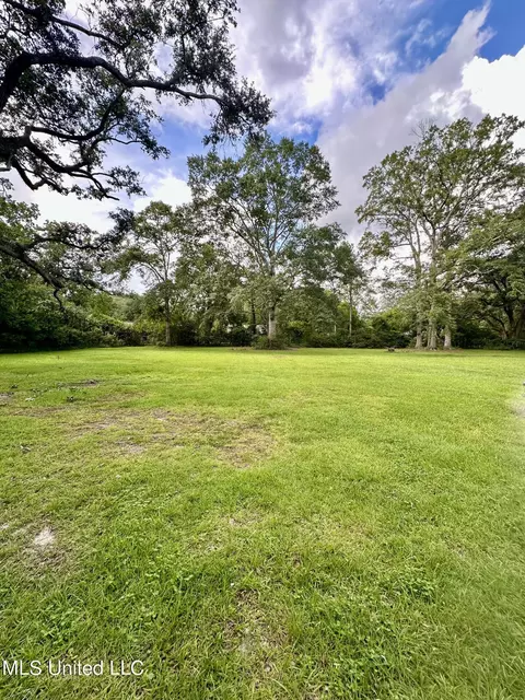 Exterior - 3517 Sheffield Rd, Moss Point, MS 39562 photo 7 of 8