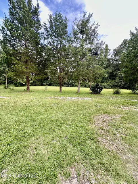 Exterior - 3517 Sheffield Rd, Moss Point, MS 39562 photo 1 of 8