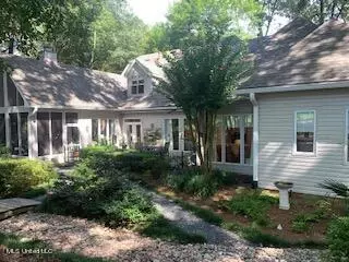 Exterior - 153 Chapel Ln, Madison, MS 39110 photo 18 of 19