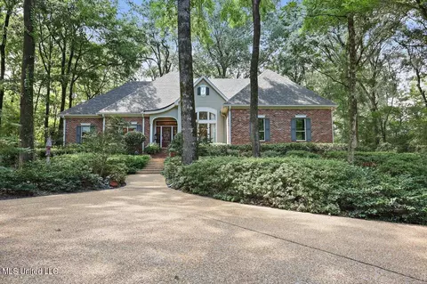 153 Chapel Ln, Madison, MS 39110
