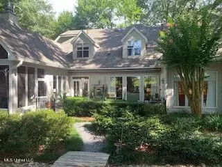 Exterior - 153 Chapel Ln, Madison, MS 39110 photo 17 of 19