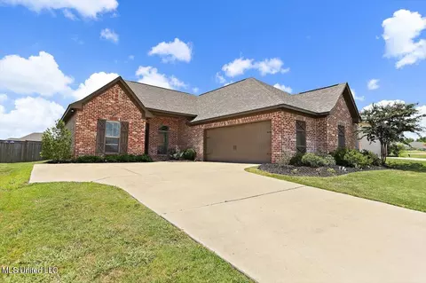 811 Emmas Way, Brandon, MS 39042 photo 2