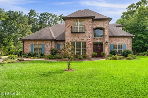 3 Wedgewood Cir, Hattiesburg, MS 39402