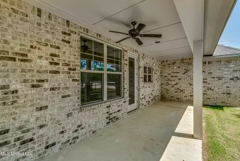 Exterior - 322 Celadon Way, Brandon, MS 39042 photo 9 of 10