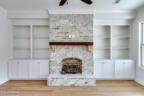 Living - 628 Cobalt Way, Brandon, MS 39042 photo 4 of 4