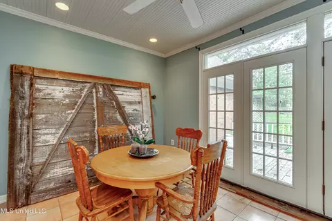 Dining - 201 Coachmans Rd, Madison, MS 39110 photo 2 of 4
