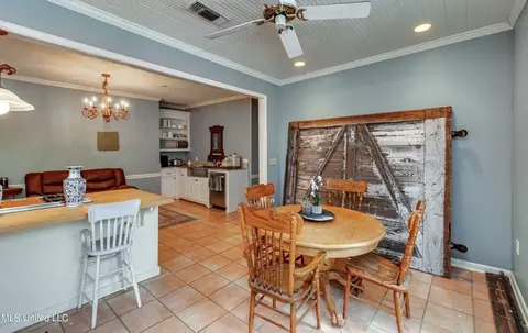 Dining - 201 Coachmans Rd, Madison, MS 39110 photo 3 of 4