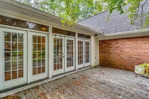Exterior - 201 Coachmans Rd, Madison, MS 39110 photo 9 of 11