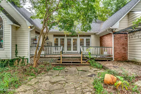 Exterior - 201 Coachmans Rd, Madison, MS 39110 photo 8 of 11