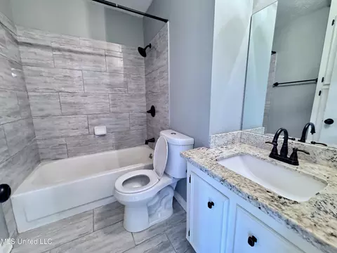 2445 Oak Grove Ln, Jackson, MS 39212 photo 15