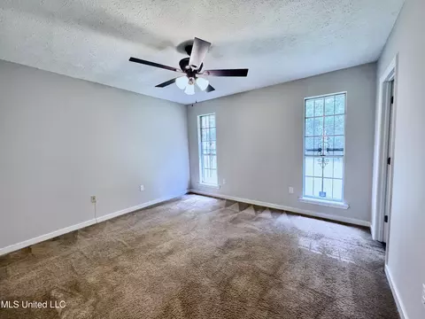 2445 Oak Grove Ln, Jackson, MS 39212 photo 13