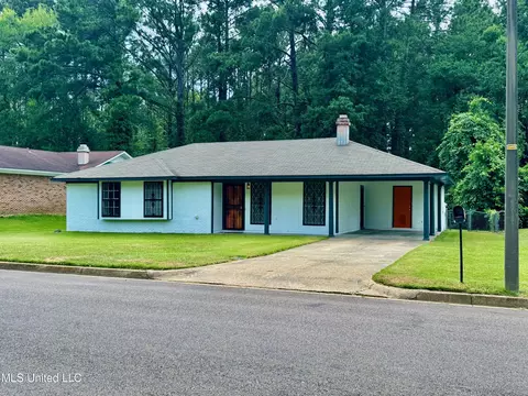 2445 Oak Grove Ln, Jackson, MS 39212 photo 3