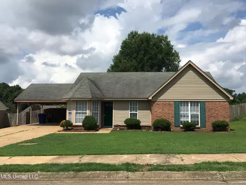 6289 Cambridge Dr, Olive Branch, MS 38654
