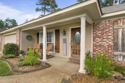 420 Oak Bnd, Brandon, MS 39047 photo 7