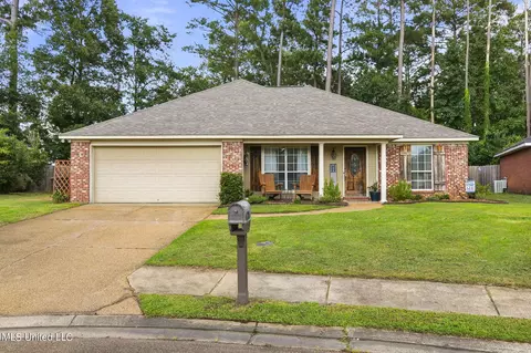 420 Oak Bnd, Brandon, MS 39047 photo 2
