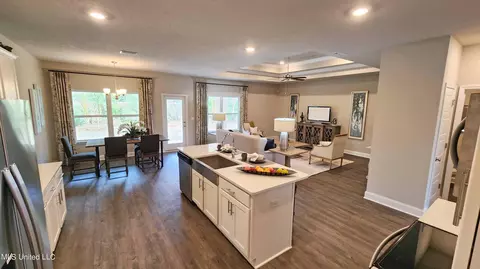 Entry Way - 153 Firefly Dr, Lucedale, MS 39452 photo 2 of 6
