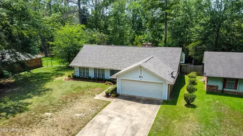 361 Park Ln, Jackson, MS 39212 photo 4