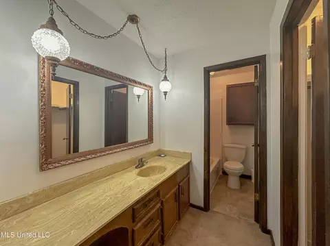 361 Park Ln, Jackson, MS 39212 photo 17