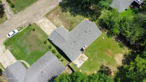 361 Park Ln, Jackson, MS 39212 photo 7