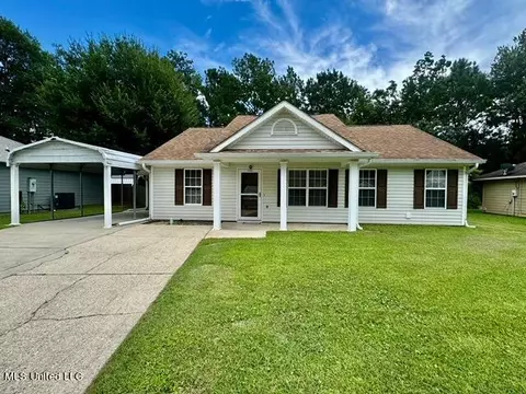 7308 Cypress Cir, Ocean Springs, MS 39564