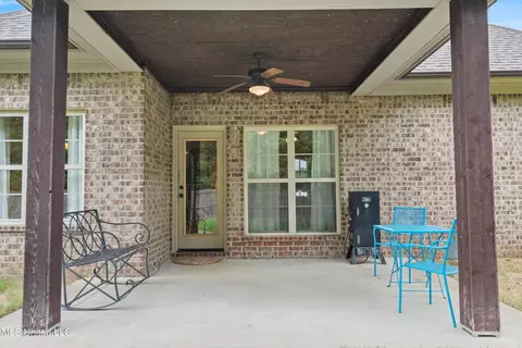 Exterior - 3380 Aster Loop, Hernando, MS 38632 photo 5 of 7