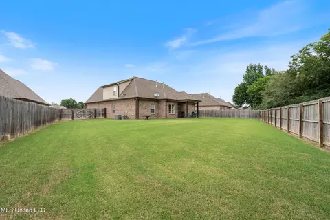 Exterior - 3380 Aster Loop, Hernando, MS 38632 photo 6 of 7