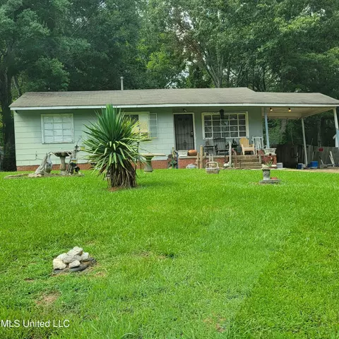 132 Lea Cir, Jackson, MS 39204 photo 1
