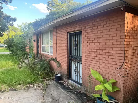 755 Forest Ave, Jackson, MS 39206 photo 3