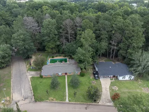 View/Area - 601 SE Pinewood Dr, Magee, MS 39111 photo 3 of 12