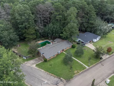 View/Area - 601 SE Pinewood Dr, Magee, MS 39111 photo 2 of 12