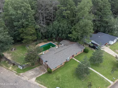 View/Area - 601 SE Pinewood Dr, Magee, MS 39111 photo 1 of 12