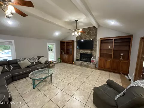 89 Sweetbriar Ave, Hernando, MS 38632 photo 4