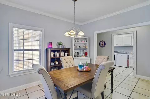 Dining - 105 Victoria Pl, Brandon, MS 39042 photo 1 of 2