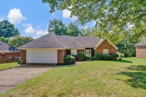 7085 W Pecan Ln W Ln, Southaven, MS 38671