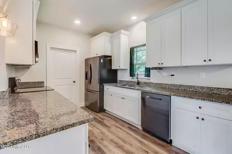 Kitchen - 14 Colony Rd, Mchenry, MS 39561 photo 1 of 2