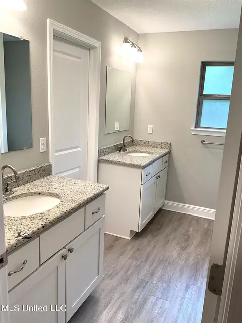 29 Cascade Cv, Perkinston, MS 39573 photo 9