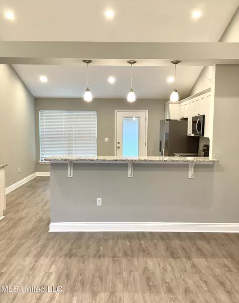 29 Cascade Cv, Perkinston, MS 39573 photo 3