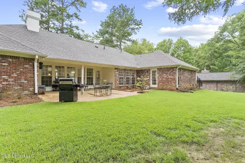 Exterior - 244 Sycamore Ln, Madison, MS 39110 photo 4 of 6