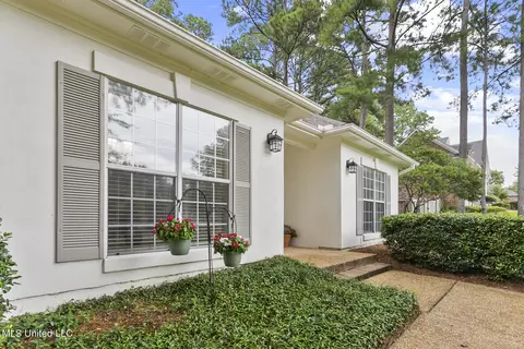 Exterior - 244 Sycamore Ln, Madison, MS 39110 photo 3 of 6