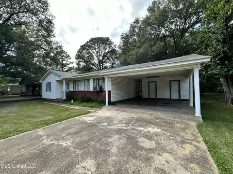 1044 Cooper Rd, Jackson, MS 39212 photo 3