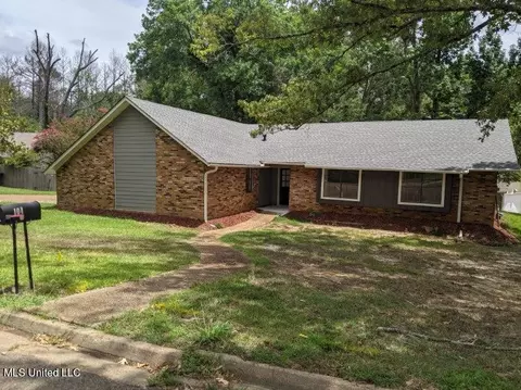 104 Jill Cv, Clinton, MS 39056