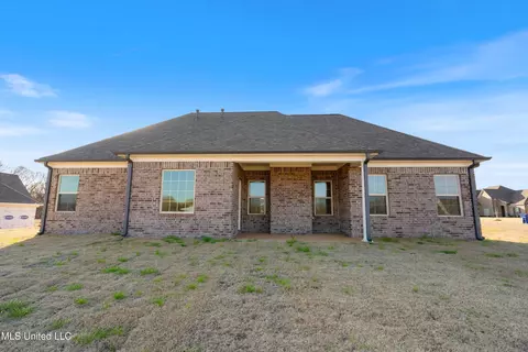 Exterior - 672 Lucas Ln, Hernando, MS 38632 photo 5 of 6