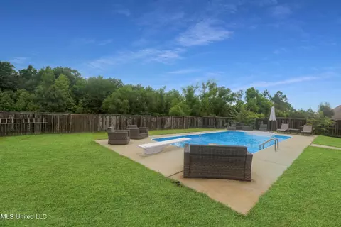 Exterior - 113 Windward Way, Canton, MS 39046 photo 5 of 6