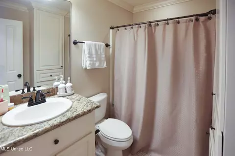 Bath - 113 Windward Way, Canton, MS 39046 photo 3 of 3
