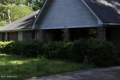825 Reaves St, Jackson, MS 39204 photo 4
