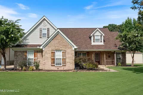206 Jessica Cv, Holly Springs, MS 38635